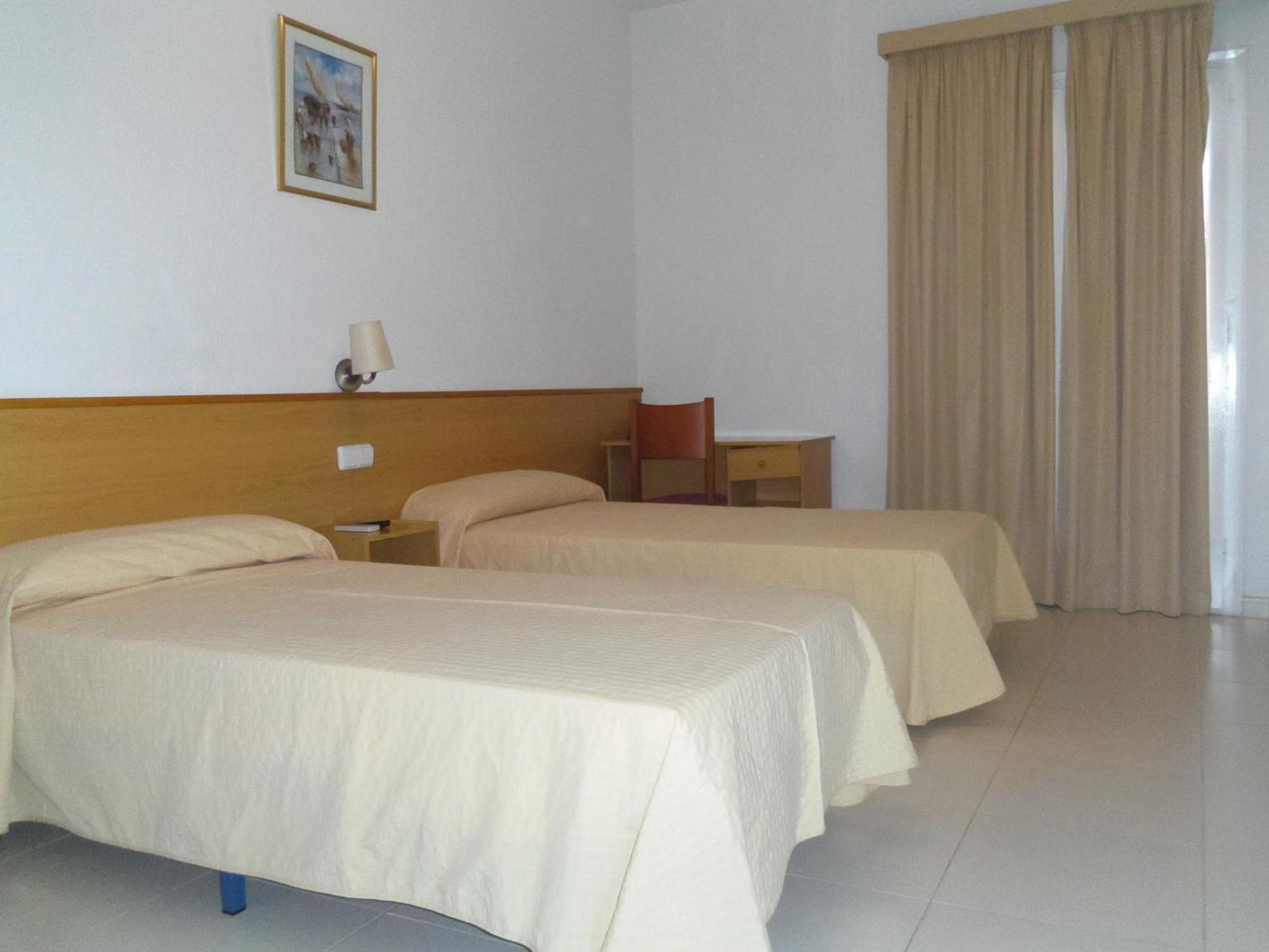 Hotel Sant Jordi 塞古德卡拉斐 外观 照片